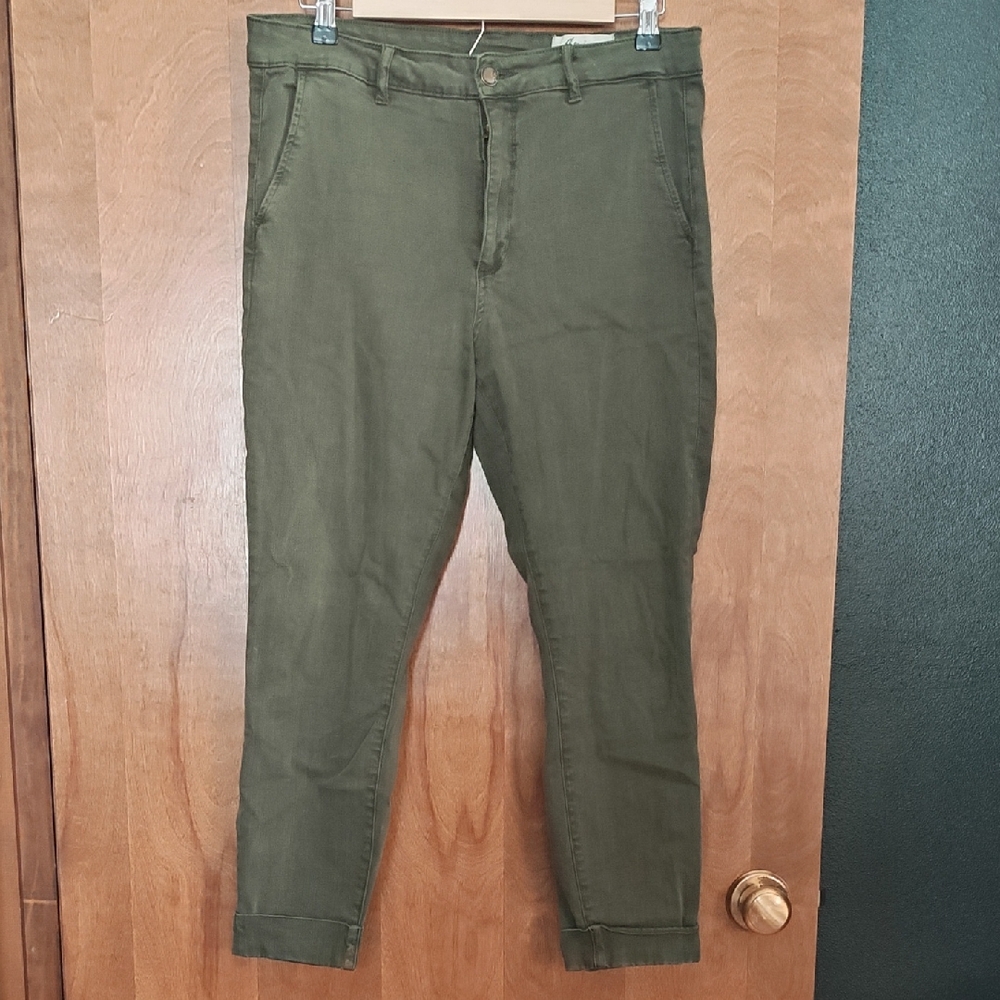 Women's Olive Cuffed Skinny Pants Petite